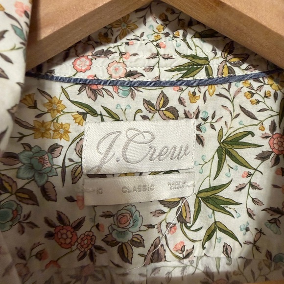 J Crew Liberty Tapestry Floral Shirt Size 10 - Picture 4 of 7